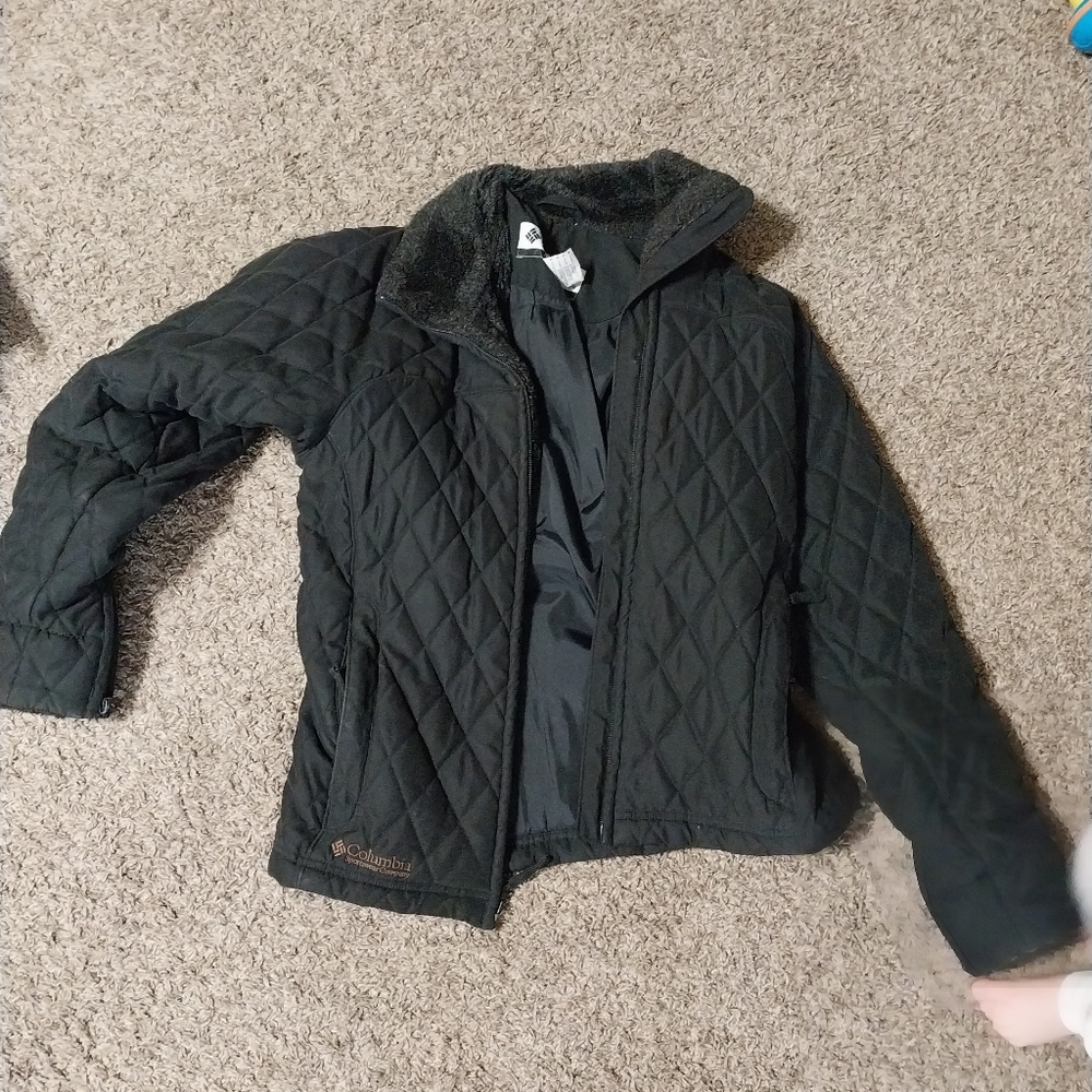 Columbia jacket (s)